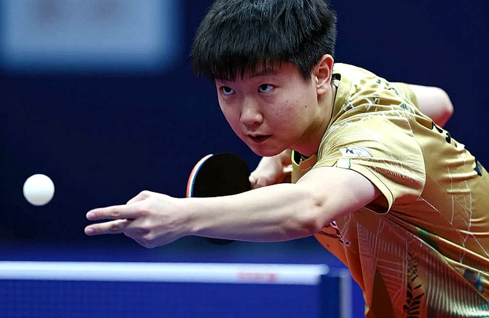 Hai huy chương vàng para bóng bàn ở Tây Ban Nha: bản lĩnh của Rob Davies và những ván 12-10 của Lowri Hurd