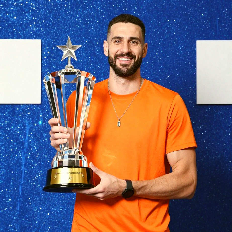 Milutinov vắng mặt ở tuần đôi EuroLeague: Olympiacos xoay lại trục nội tuyến bằng Dunston và Jones