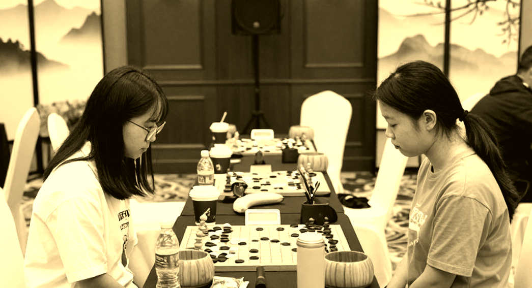 Olympiad Samarkand: Chiều sâu Ấn Độ gây ấn tượng, bài toán bàn trên vẫn bỏ ngỏ