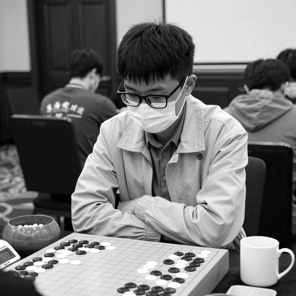 Carlsen vs Sindarov: Mồi mở lạ 3.f6 giúp tân binh Uzbek giành hòa, bài học quản lý thời gian từ Global Chess League 2026 Carlsen vs Sindarov: Mồi mở lạ 3.f6 giúp tân binh Uzbek giành hòa, bài học quản lý thời gian từ Global Chess League 2026
